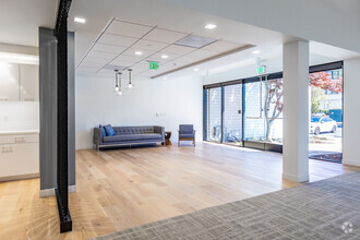 1 Harbor Dr, Sausalito, CA à louer Photo intérieure– Image 1 sur 4