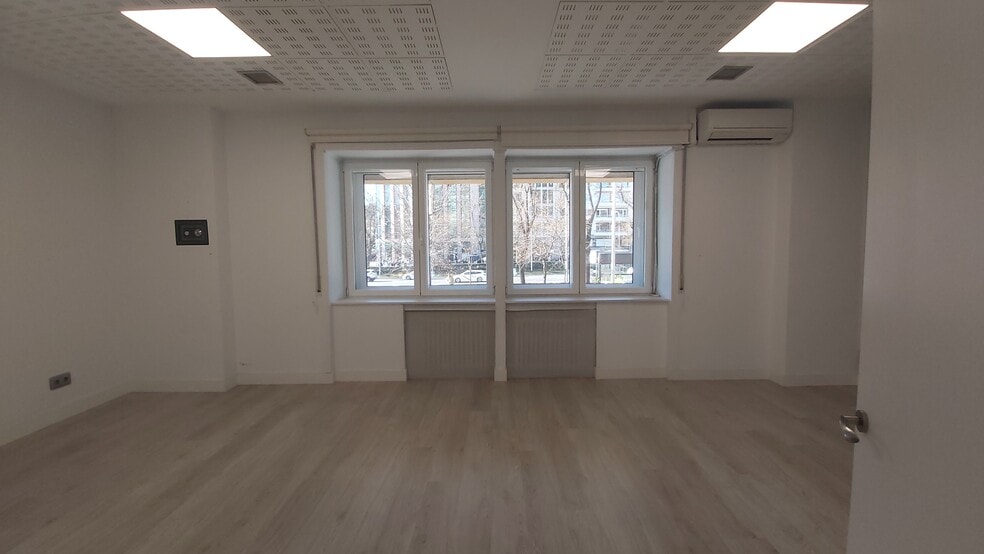 Bureau dans Madrid, Madrid à louer - Photo intérieure – Image 2 sur 3