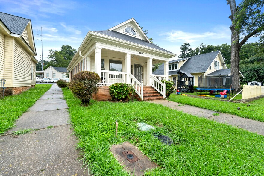 5398 E Mountain St, Stone Mountain, GA à louer - Photo de l’immeuble – Image 3 sur 15