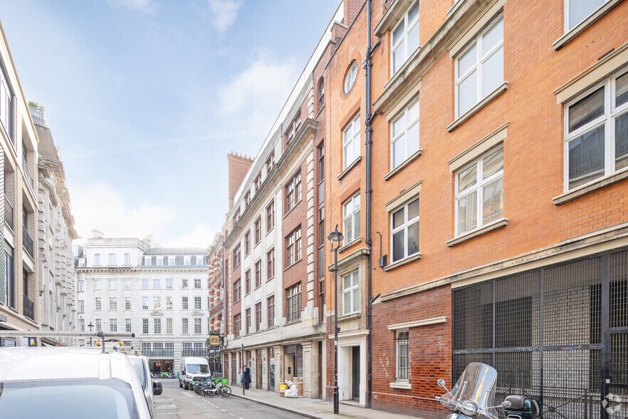 46 Glasshouse St, Londres à louer - Photo de l’immeuble – Image 2 sur 6