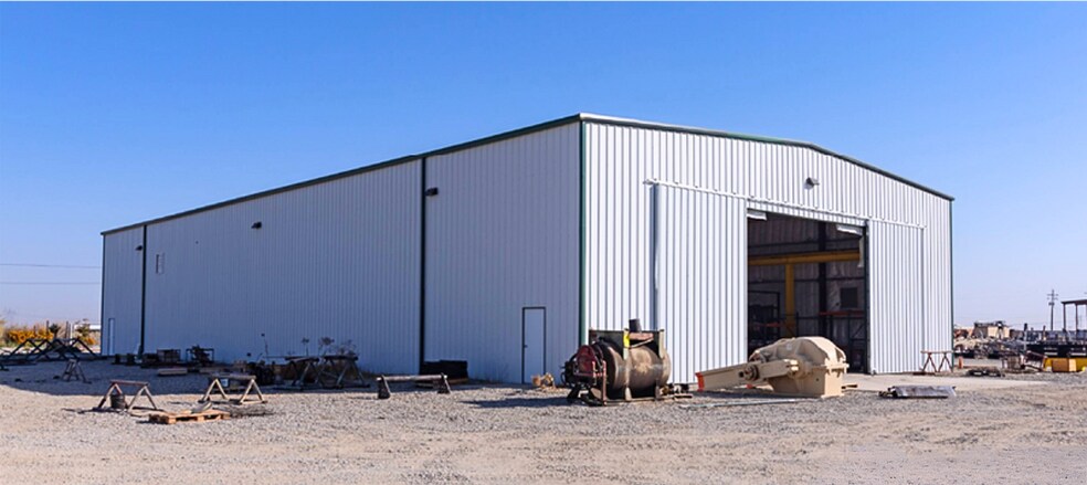 13547 BV Lake Ct, Bakersfield, CA à vendre - Photo de l’immeuble – Image 2 sur 16