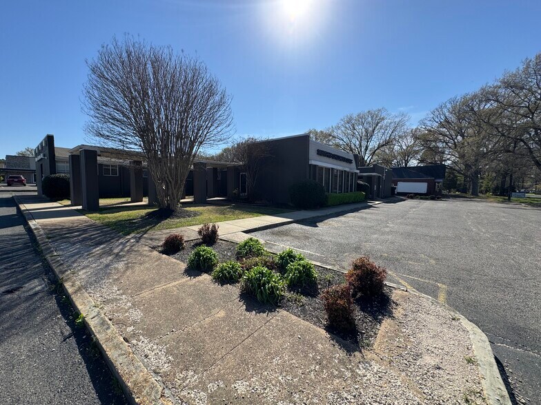 1129 Hale Rd, Memphis, TN à vendre - Photo de l’immeuble – Image 2 sur 18