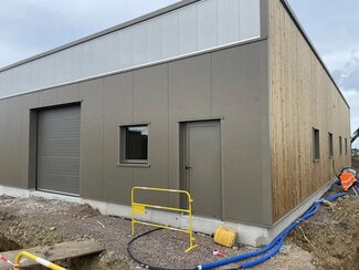 Plus de détails pour Local d'activités à louer