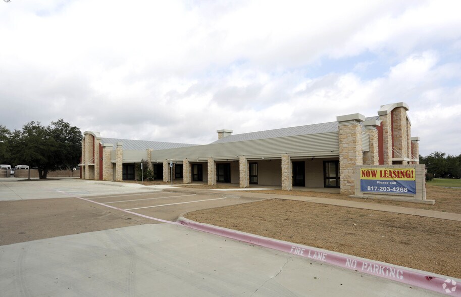 3612 Matlock Rd, Arlington, TX à louer - Photo principale – Image 1 sur 23