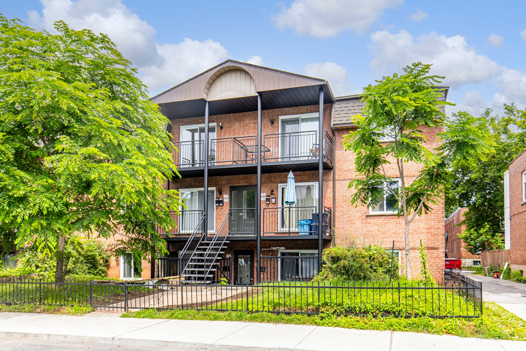 775 Rue Manning, Verdun, QC à vendre Photo principale– Image 1 sur 37
