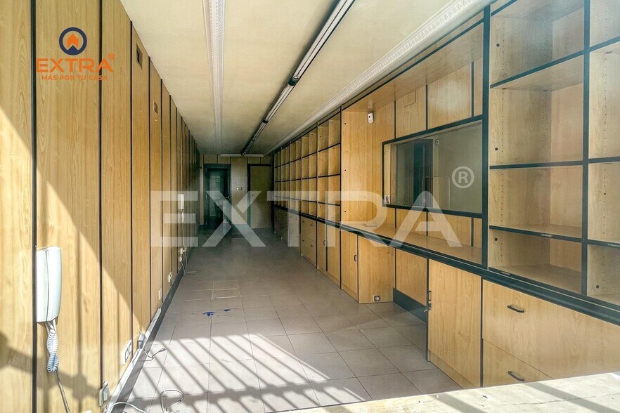 Immeuble residentiel dans Madrid, Madrid à vendre - Photo intérieure – Image 3 sur 5