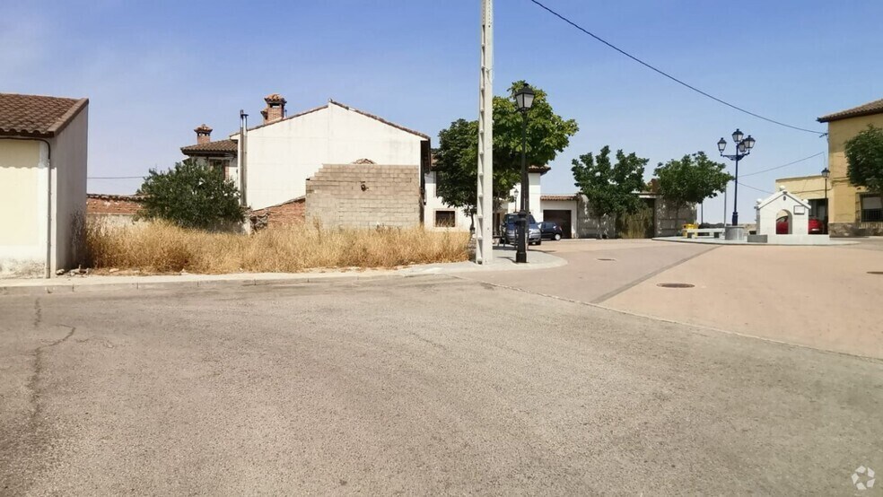 Terrain dans Ribatejada, Madrid à vendre - Photo de l’immeuble – Image 2 sur 9