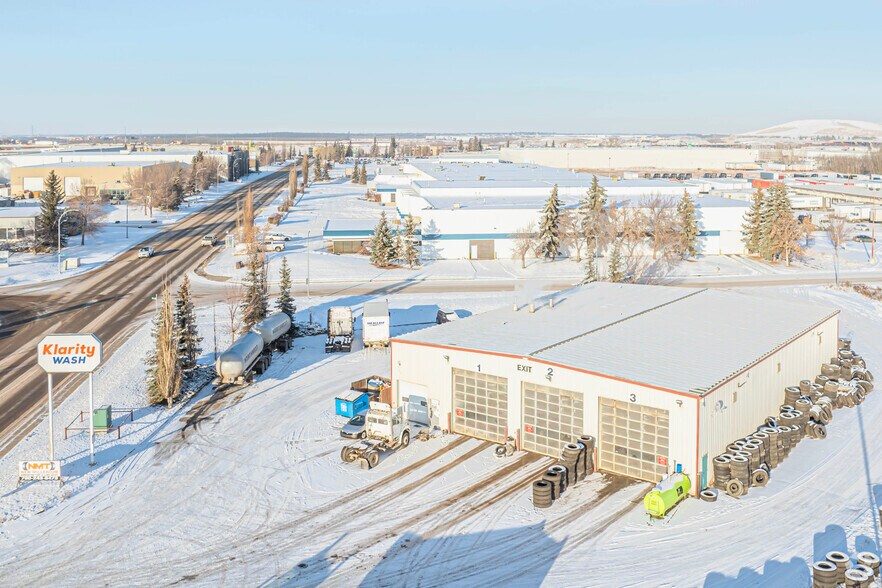 17715 116th Ave NW, Edmonton, AB à vendre - Aérien – Image 3 sur 3