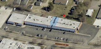 Plus de détails pour 1239-1309 Monroe Ave, New Philadelphia, OH - Local commercial à louer