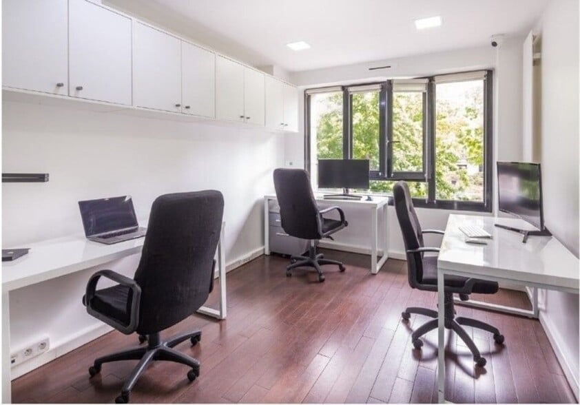 164 Avenue Charles De Gaulle, Neuilly-sur-Seine à louer - Photo de l’immeuble – Image 2 sur 7