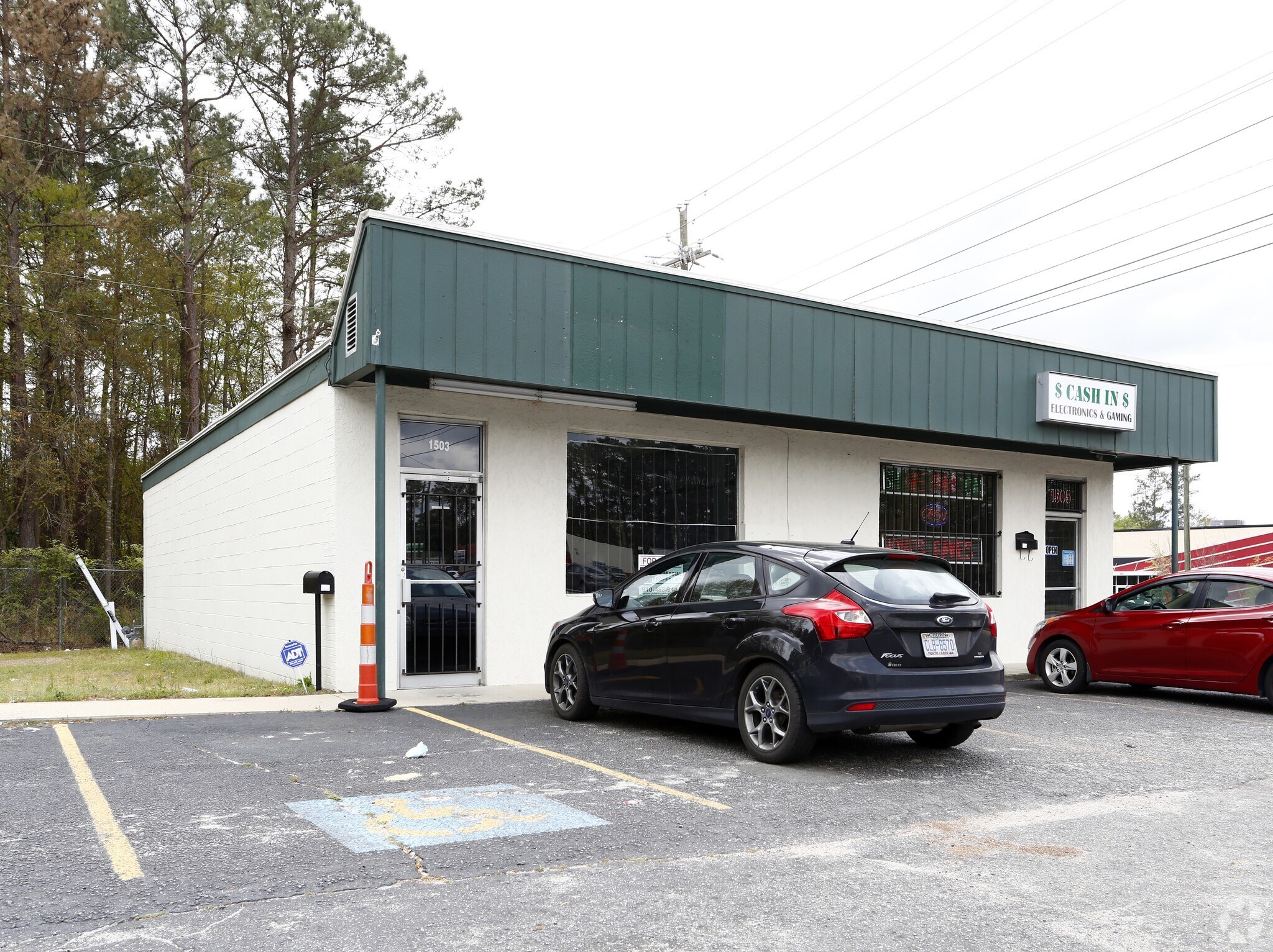 1501-1505 Hope Mills Rd, Fayetteville, NC à louer Photo de l’immeuble– Image 1 sur 9