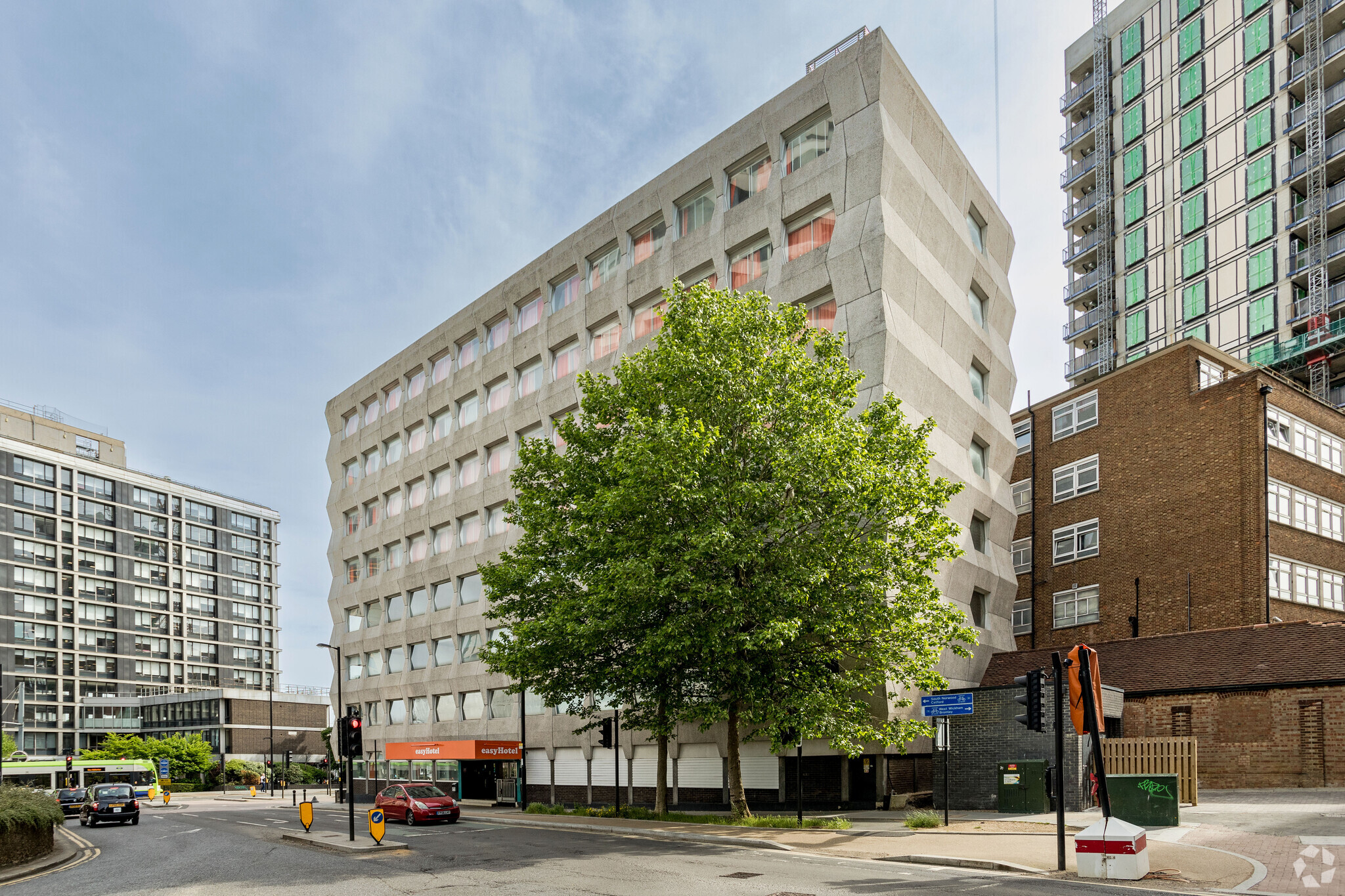 22 Addiscombe Rd, Croydon à louer Photo de l’immeuble– Image 1 sur 5