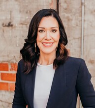 Jessica Holmes