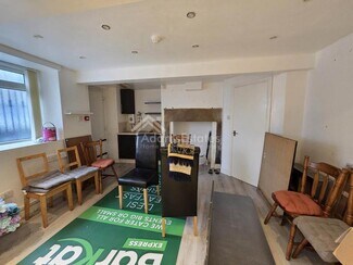 Plus de détails pour 64 Halifax Rd, Batley - Local commercial à vendre