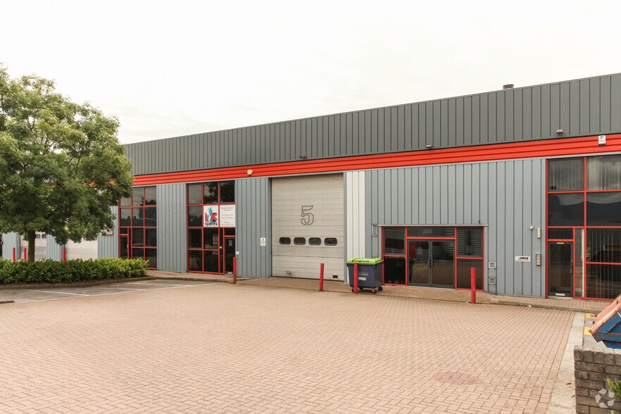 1151-1156 Park Ave, Almondsbury à louer - Photo de l’immeuble – Image 2 sur 7