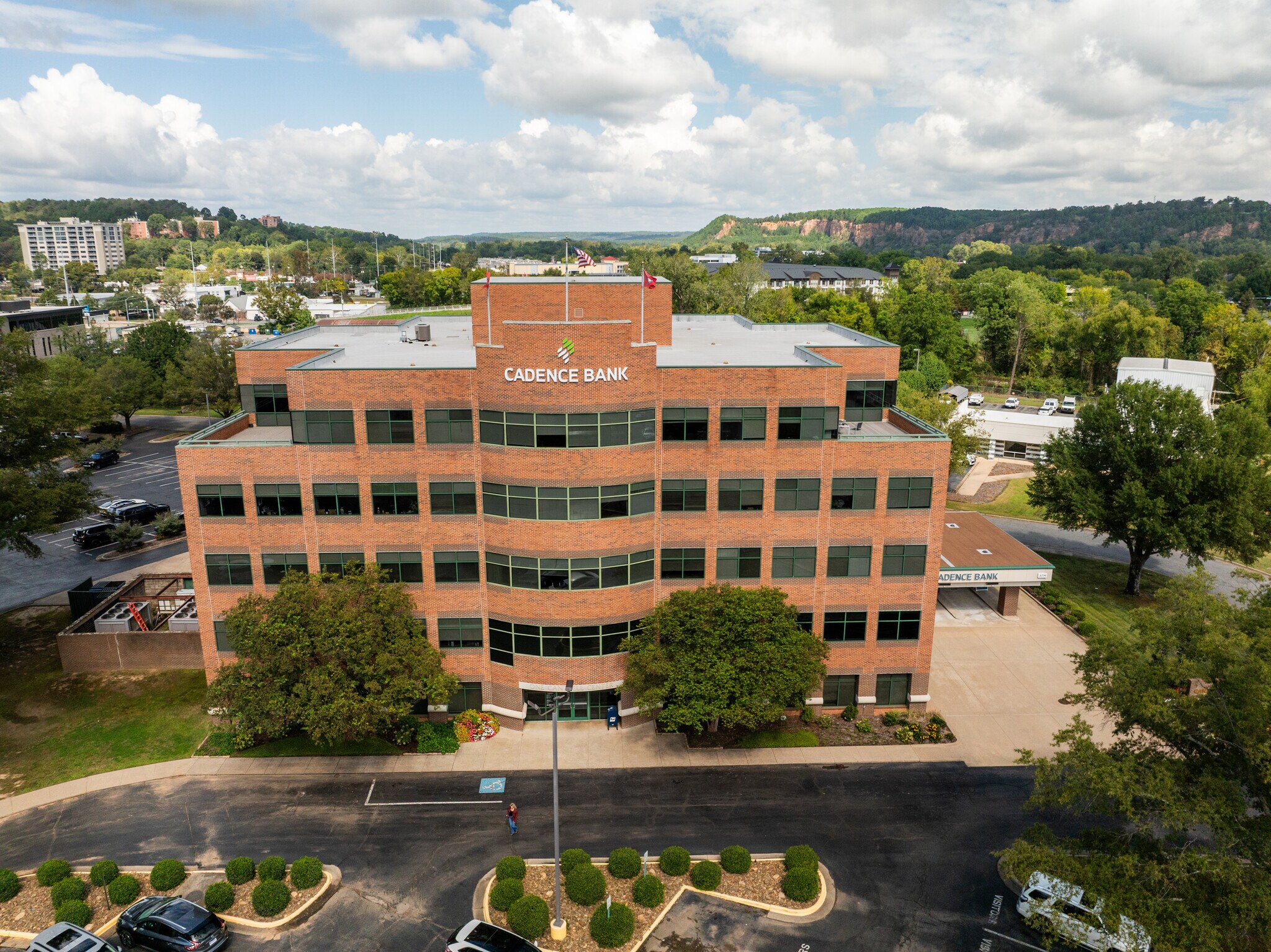 2800 Cantrell Rd, Little Rock, AR à louer Photo de l’immeuble– Image 1 sur 7