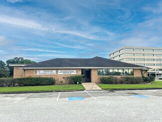 Plus de détails pour 1601 Liberty St, Richmond, TX - Bureau à vendre