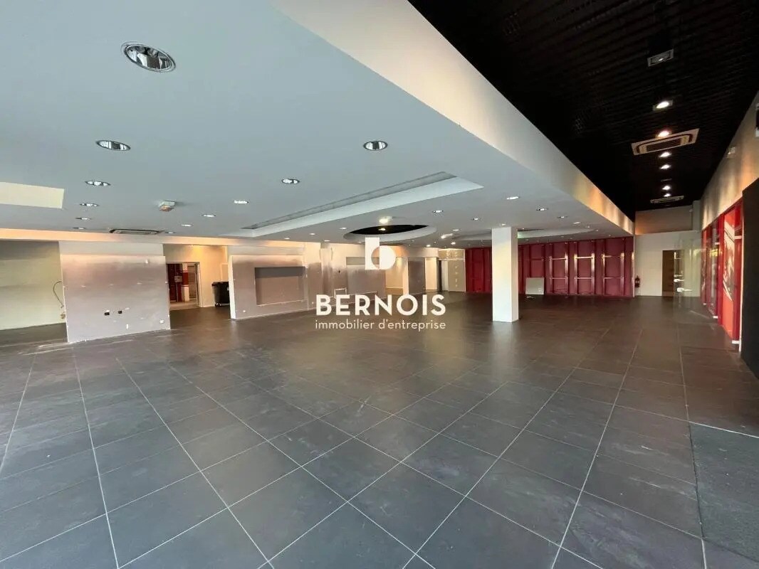 Local commercial dans La Garde à louer Photo intérieure– Image 1 sur 7