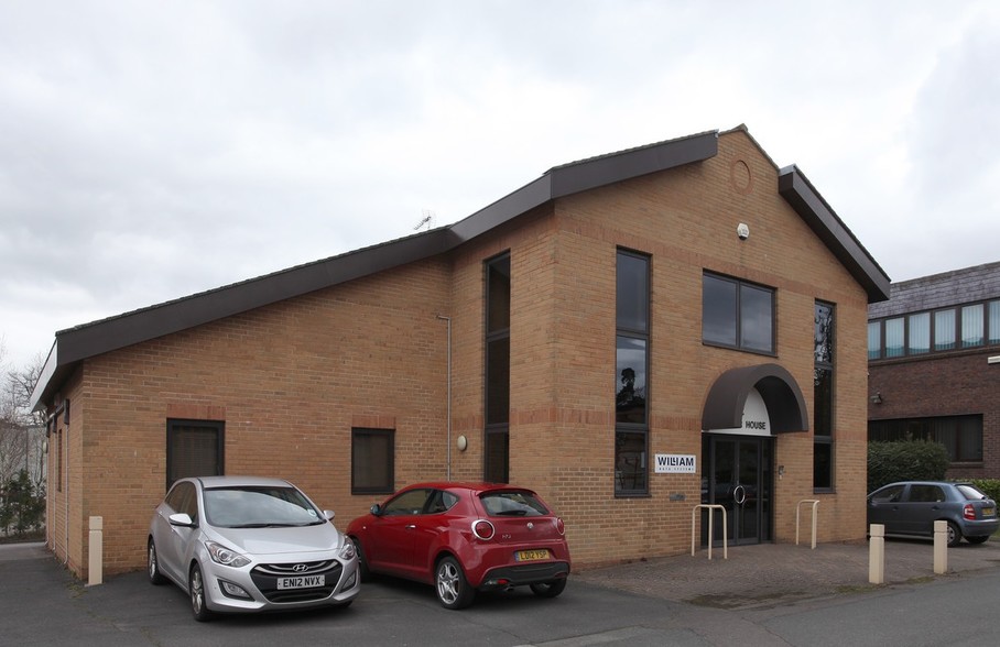 Imberhorne Ln, East Grinstead à louer - Photo principale – Image 1 sur 1