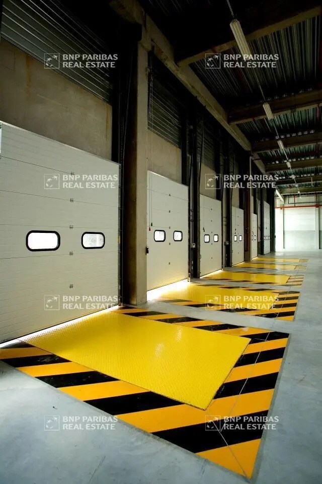 Terrain dans Crevin à vendre Photo principale– Image 1 sur 1