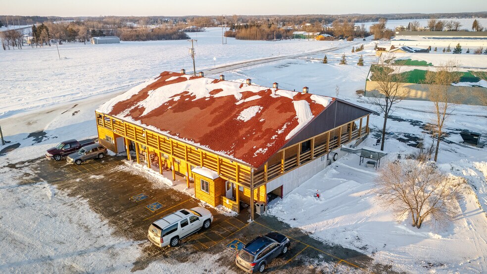19389 Frontage Rd, Detroit Lakes, MN à vendre - Photo de l’immeuble – Image 3 sur 29