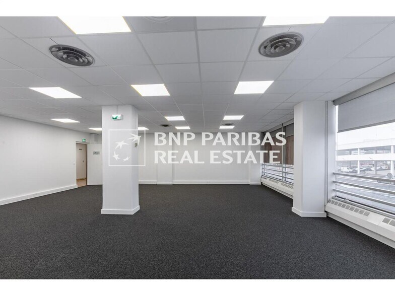 Bureau dans Rosny-sous-Bois à louer - Photo intérieure – Image 2 sur 17