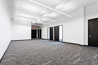 2255 Nostrand Ave, Brooklyn, NY à louer Photo intérieure– Image 2 sur 12