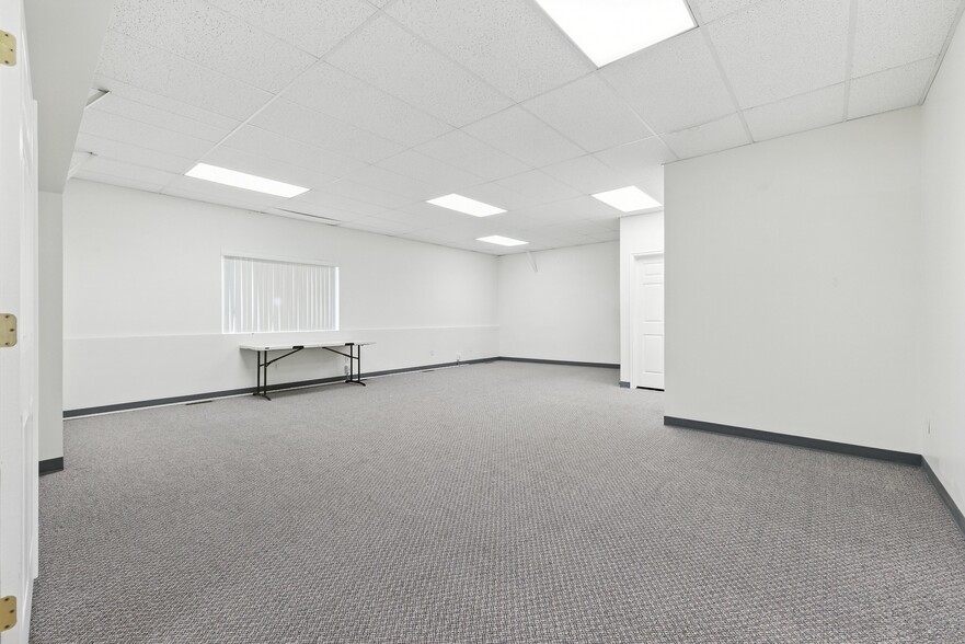 376-384 Commerce Loop, Orem, UT à louer - Photo de l’immeuble – Image 2 sur 24