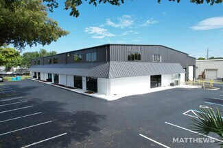 Plus de détails pour 2221 Corporation Blvd, Naples, FL - Industriel/Logistique à louer