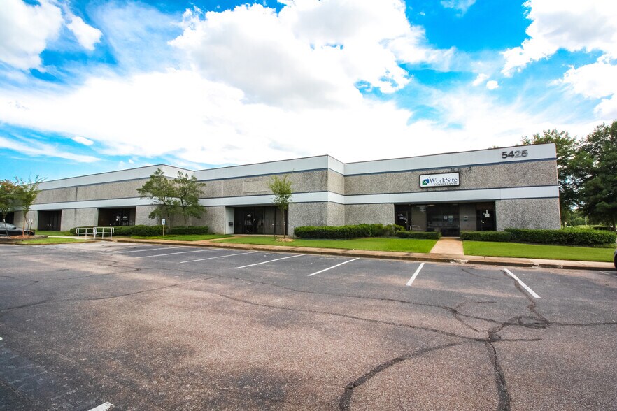 5425 E Raines Rd, Memphis, TN à louer - Photo de l’immeuble – Image 2 sur 3