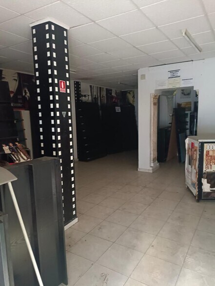 Local commercial dans Cáceres, Cáceres à vendre - Photo de l’immeuble – Image 3 sur 4