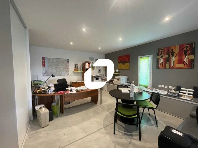 Bureau dans Biganos à louer - Photo de l’immeuble – Image 3 sur 4