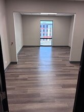 9950 Lawrence Ave, Schiller Park, IL à louer Photo intérieure– Image 1 sur 1