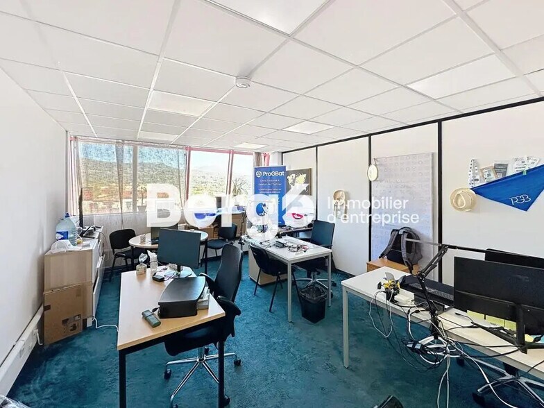 Bureau dans Grasse à louer - Photo intérieure – Image 3 sur 5