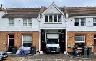 Plus de détails pour 128-130 Frant Rd, Thornton Heath - Local d’activités à vendre
