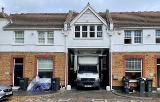 Plus de détails pour 128-130 Frant Rd, Thornton Heath - Local d’activités à vendre