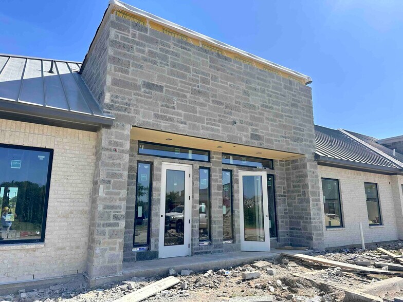 3925 S Preston Rd, Celina, TX à vendre - Photo de la construction – Image 1 sur 10