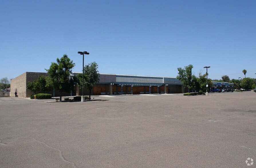 9728-9760 Winter Gardens Blvd, Lakeside, CA à louer - Photo de l’immeuble – Image 2 sur 6