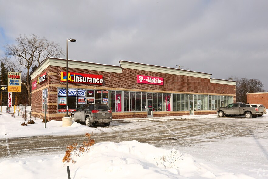 105-111 Middlebelt Rd, Garden City, MI à louer - Photo principale – Image 1 sur 10