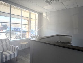 248 Oxford Rd, Oxford, CT à louer Photo intérieure– Image 1 sur 9