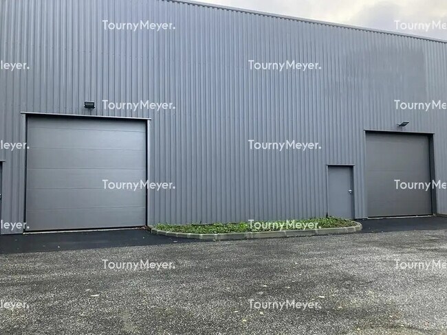 Plus de détails pour Industriel/Logistique à louer