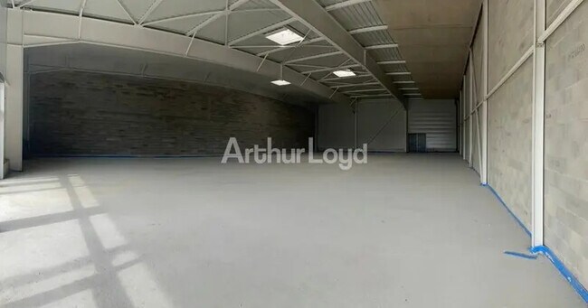 Plus de détails pour Local commercial à louer