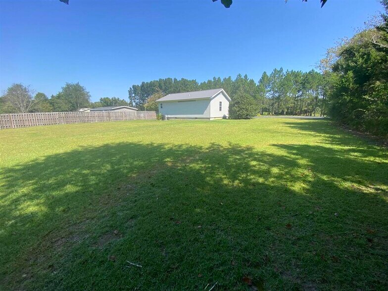 131 Lakeview Church Rd, Cochran, GA à vendre - Photo de l’immeuble – Image 3 sur 35