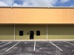 4960 E Lakeland Commerce Pky, Lakeland, FL à louer Photo intérieure– Image 1 sur 15