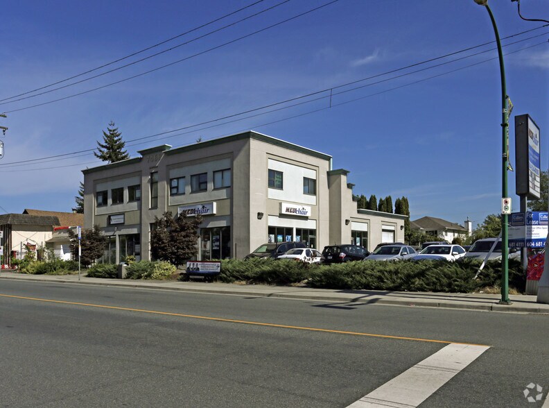 7460 Edmonds St, Burnaby, BC à vendre - Photo principale – Image 1 sur 10