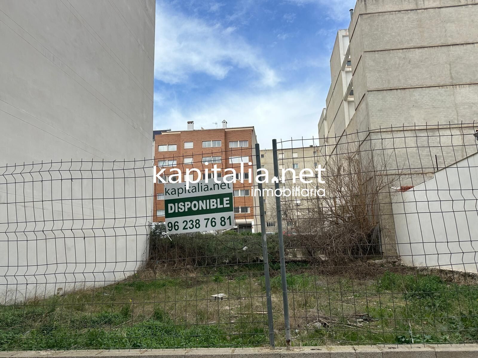 Terrain dans València, Valencia à vendre Photo principale– Image 1 sur 15
