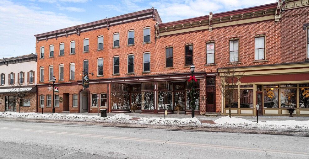 211-219 E Market St, Clearfield, PA à vendre - Photo de l’immeuble – Image 3 sur 59