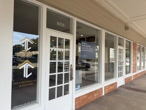 8100 Wiles Rd, Coral Springs, FL à louer Photo intérieure– Image 1 sur 1