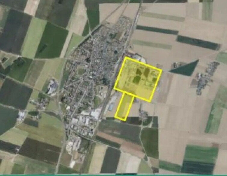 Industriel/Logistique dans Toury à louer - Photo de l’immeuble – Image 2 sur 2