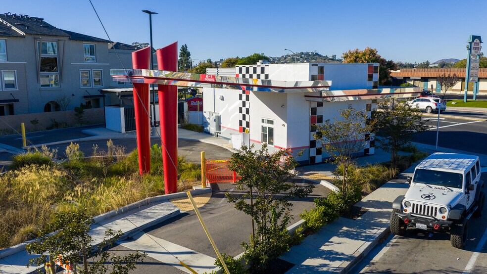 7393 El Cajon Blvd, La Mesa, CA à vendre - Photo de l’immeuble – Image 3 sur 21